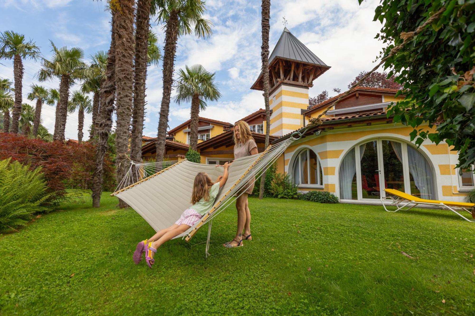 Albergo Losone Exterior photo